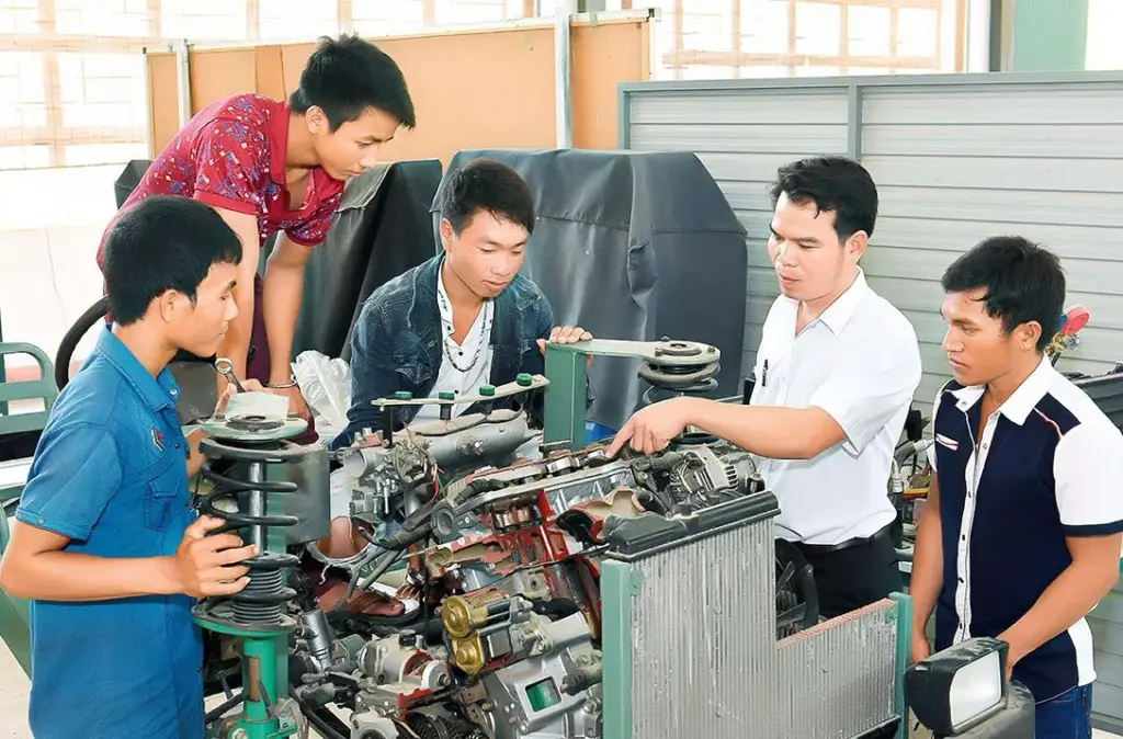 Từ đào tạo nghề đến việc làm bền vững: Đổi mới chính sách phát triển kỹ năng cho lao động nông thôn