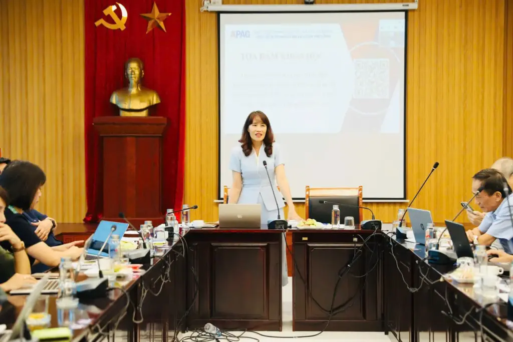 Tọa đàm khoa học “Nâng cao năng lực thực thi công vụ của cán bộ, công chức chính quyền cấp xã”