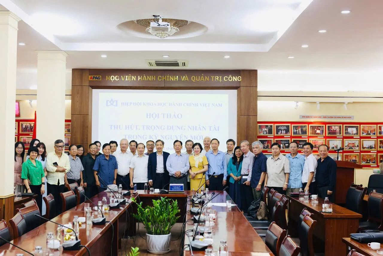 Thu hút, trọng dụng nhân tài trong kỷ nguyên phát triển mới